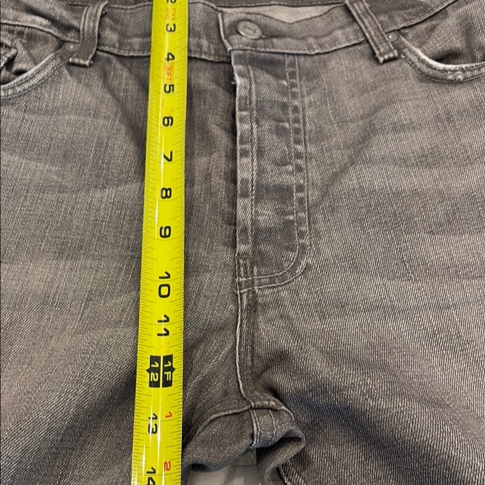 7 For All Mankind Gray Straight Jeans with Textured Finish - Picture 5 of 9